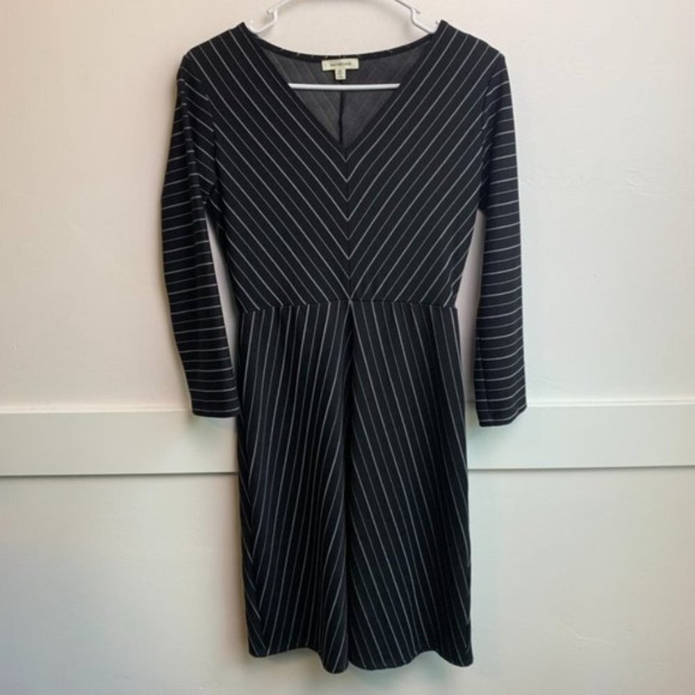 Max Studio Black & White Striped Quarter Sleeve Midi Dress